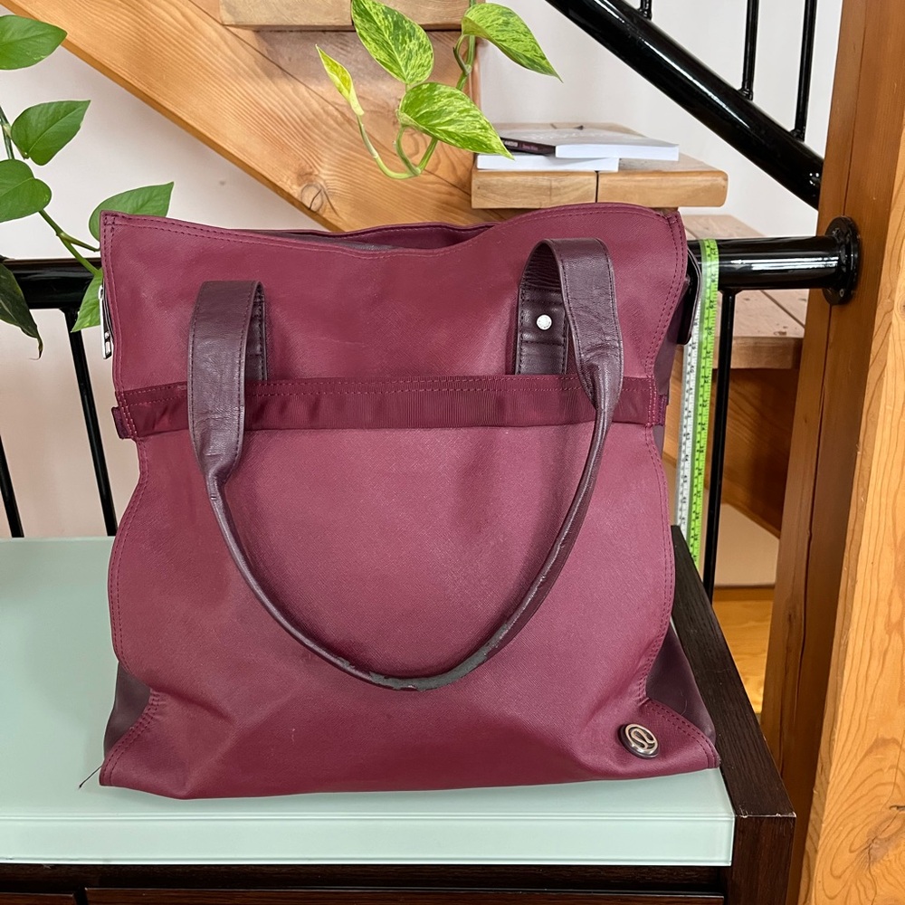 Lululemon Athletica burgundy Tote Bag